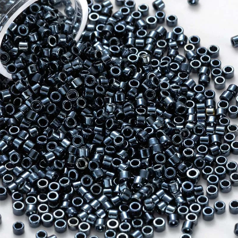 2000 stücke 11/0 1.3*1,6mm Generisches Metallic Farbe Glas Perlen Japanischen Uniform Lose Distanz Seed Perlen für Schmuck, der DIY Nähen
