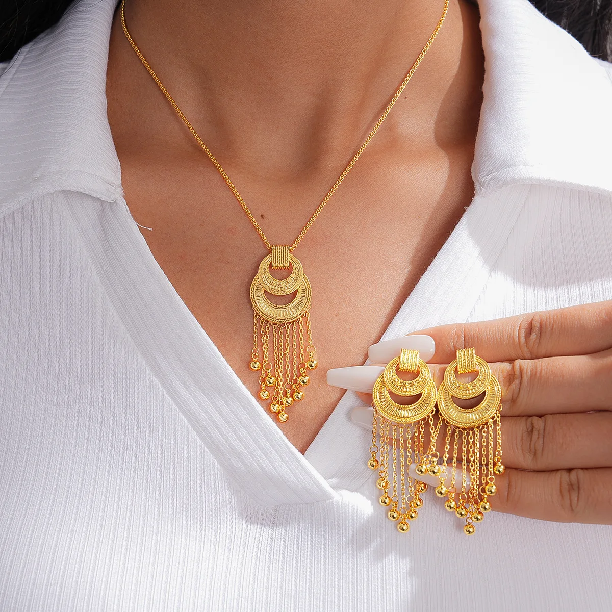 

3PCS Metal Style Round Bead Tassel Necklace Earring Heavy Metal Retro Lockbone Chain Luxury High-end Women's Necklace