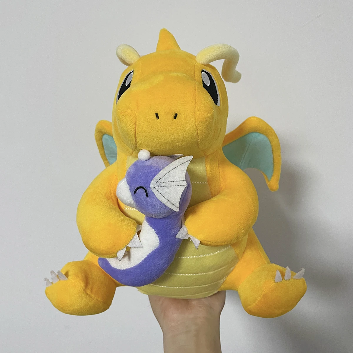 포켓몬 카와이 Dragonite Dratini 아기 인형 장난감을 들고 만화 & 귀여운 빠른 드래곤 봉제 인형 던지기 베개 생일 선물