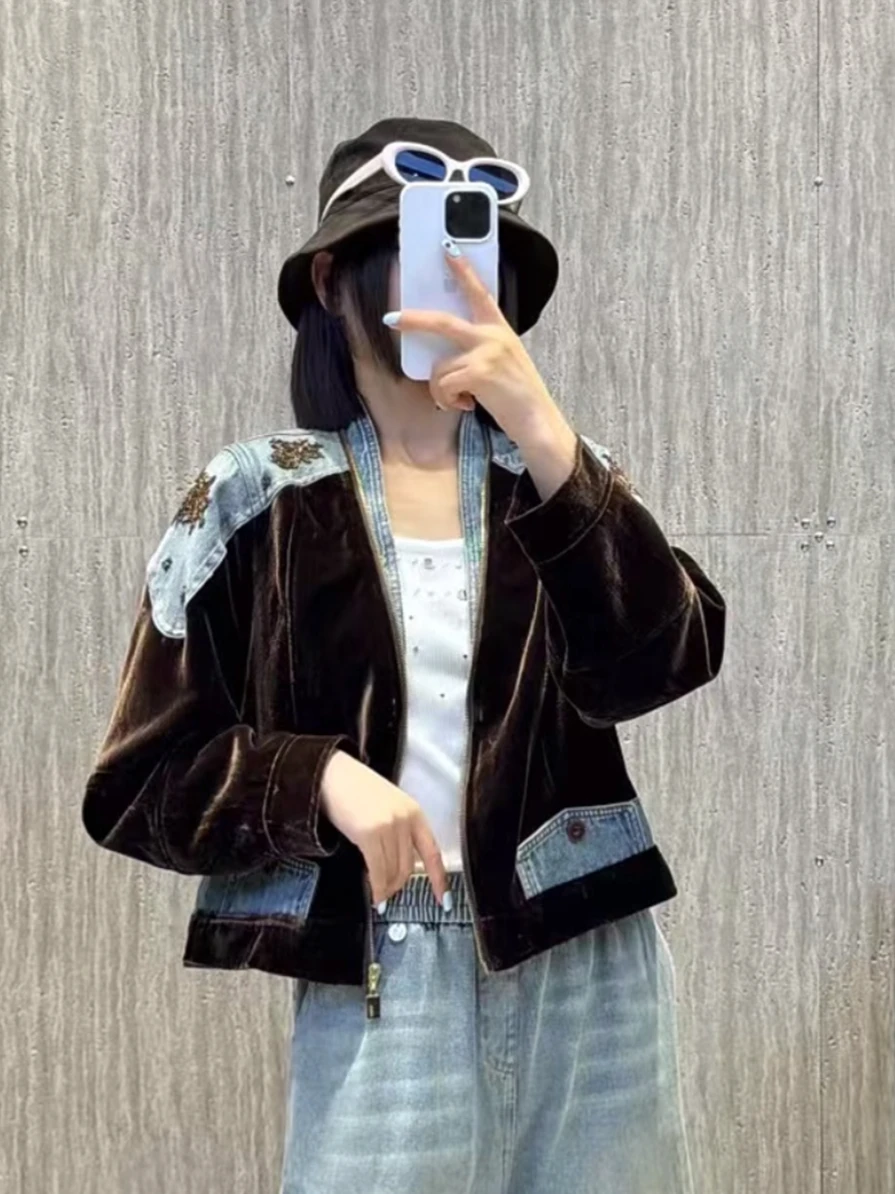 

Осень 2024, новые модные бархатные лоскутные куртки в стиле ретро для женщин, высококачественные свободные повседневные джинсовые куртки с вышивкой бисером