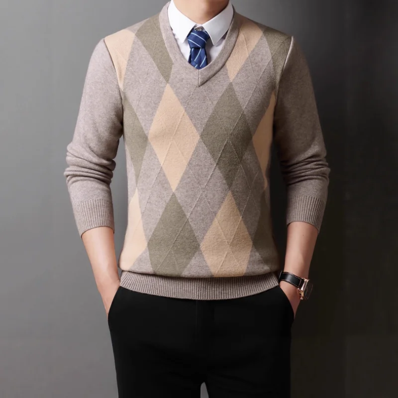 

Men's V Neck Sweater Autumn Winter New Argyle Pattern Pullover Knitwear For Layering