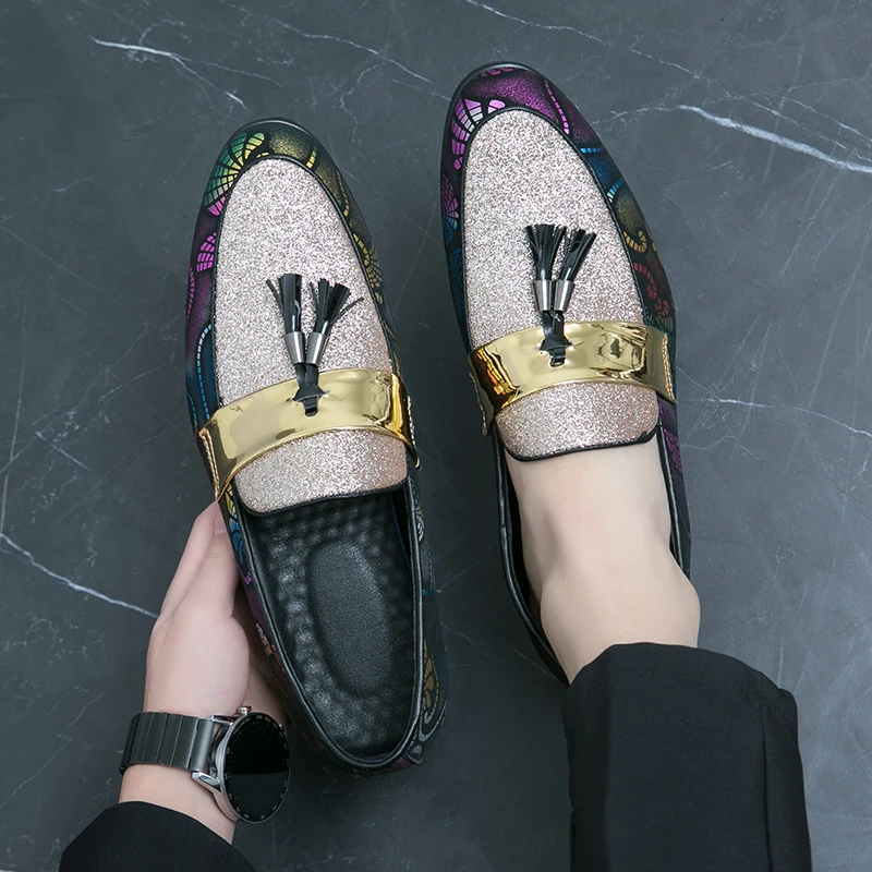 

Men Loafers Shoes Imitation Suede Color Blocked Tassel Decorative Casual Shoes Classic Wear Resistant Nightclub Hairstyles Shoes