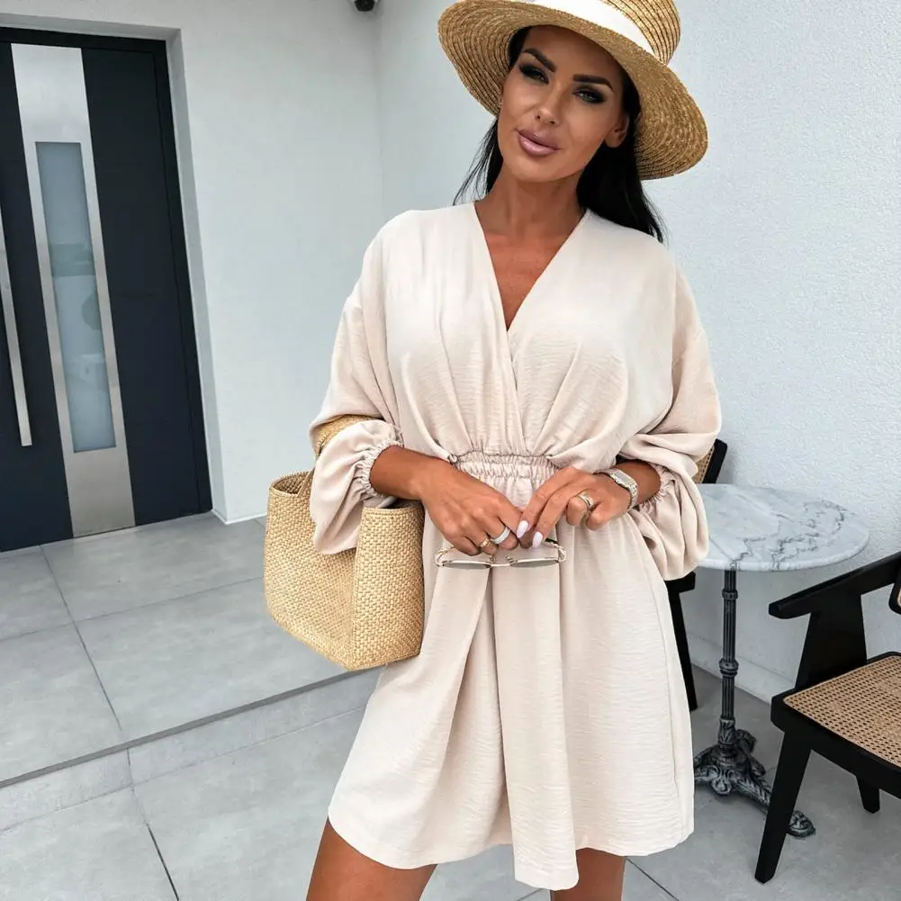 

Loose Cut Pleated Dress Elegant V Neck Lantern Sleeve A-line Dress for Women Slim Waist Pleated Solid Color Beach Vacation Short