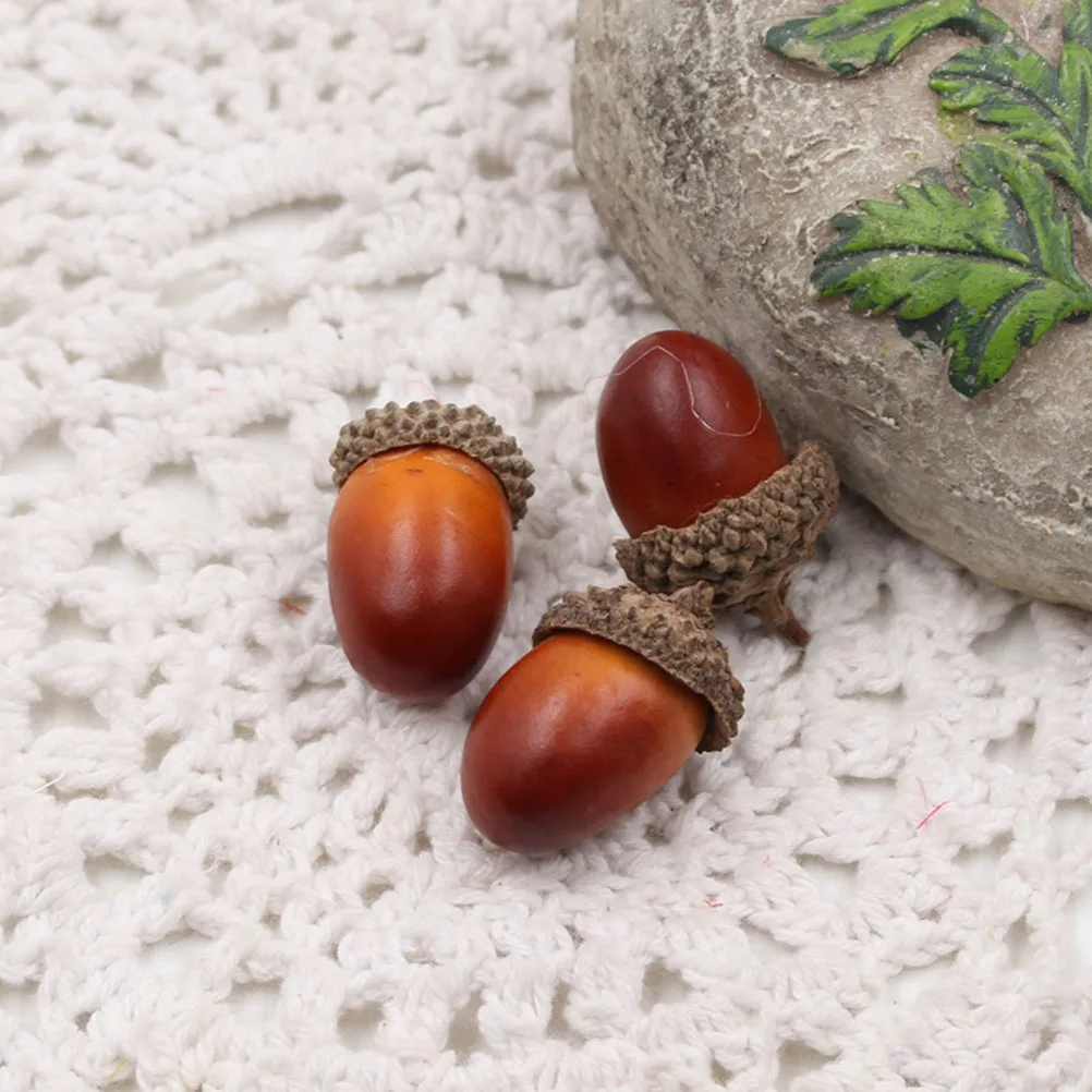 

30Pcs Christmas Acorn Ornaments Premium Simulated Acorns for Wreath Making Garlands DIY Pendant Home Office Seasonal Decor
