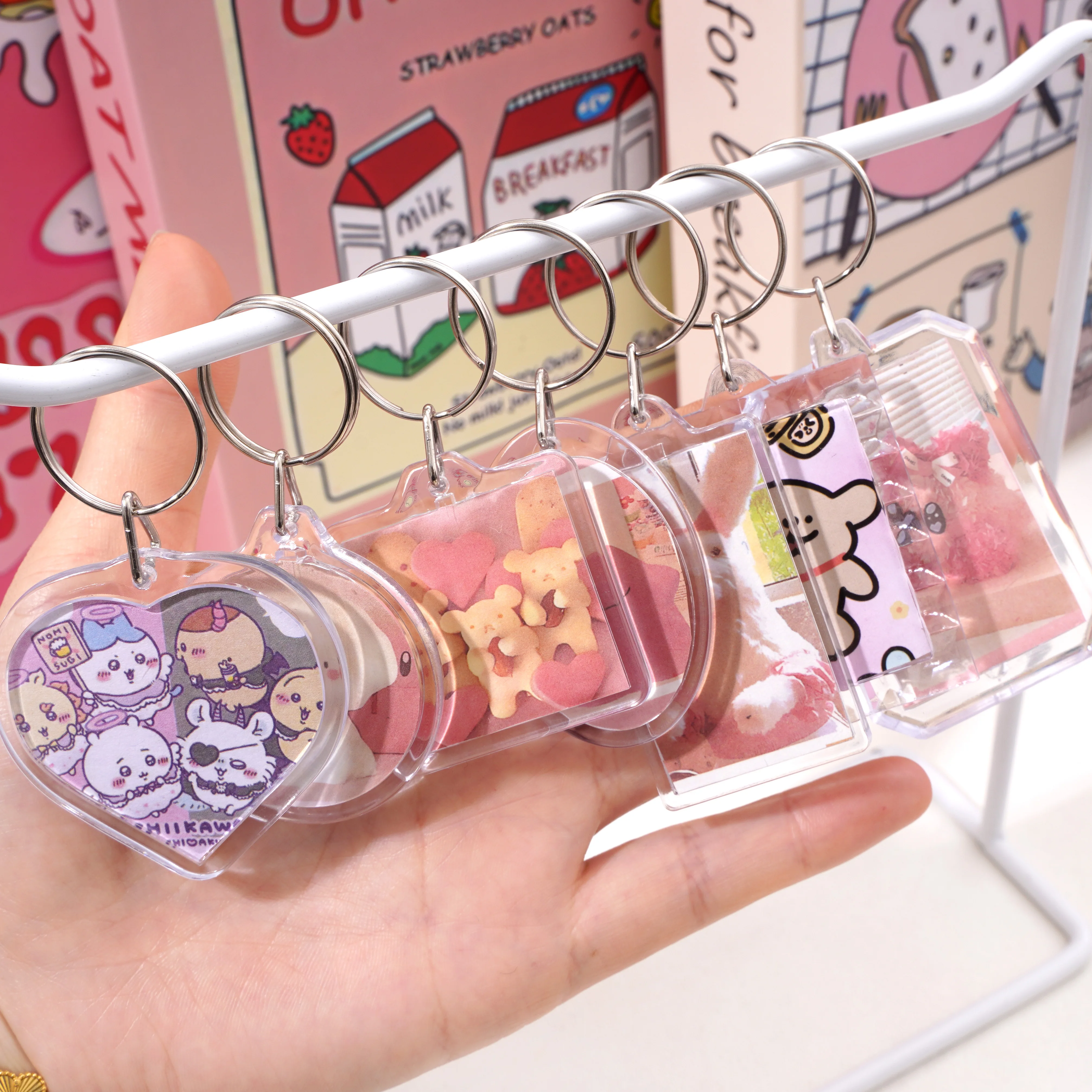 พวงกุญแจกรอบรูปใส 5/10 ชิ้น หลายรูปทรง อะคริลิกใส สำหรับทำเครื่องประดับ