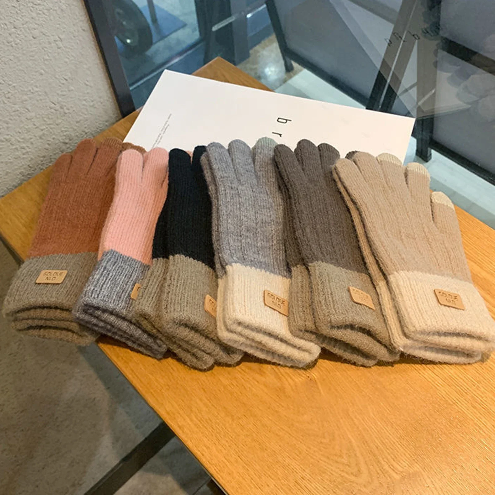 Damen-Zopfmuster-Handschuhe, warme, mit Fleece gefütterte Strickhandschuhe mit Touchscreen, für Frauen und Mädchen, Wintergeschenk