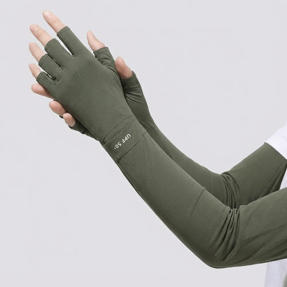 シンプルな単色長袖日焼け止め滑り止めアイスシルクアームスリーブ冷却弾性サマーアームカバーサイクリング用