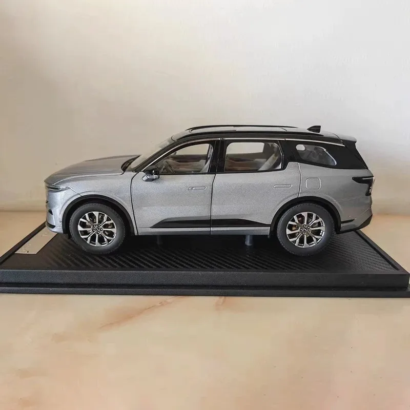 Edge L Die-Cast Metal Replica,Alloy Simulation Car Model,SUV Decoration,Adult Gift,Collectible,Grey,Silver,2023,1: 18