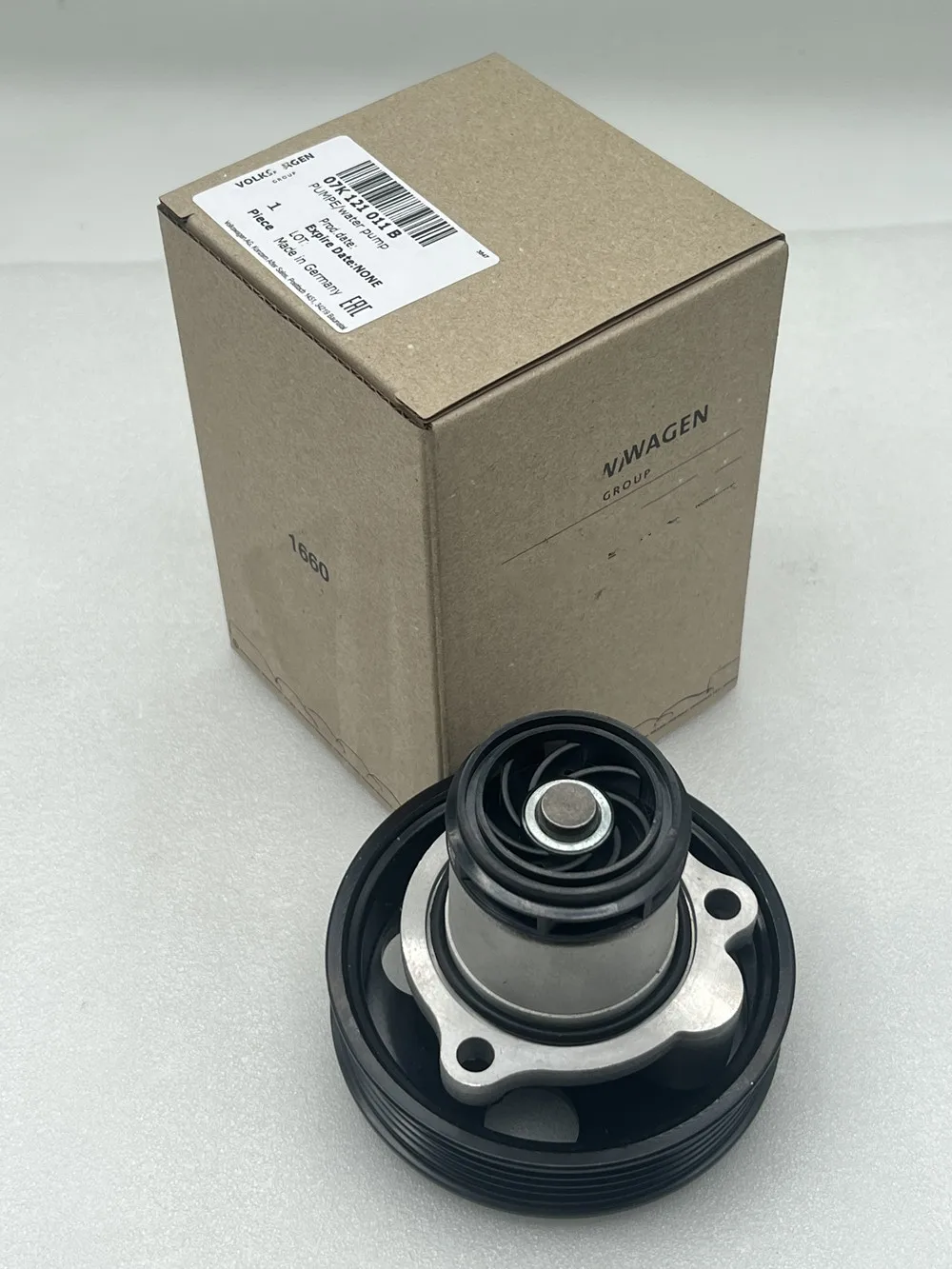 

Brand New Made In Germany Engine Water Pump L5 2.5L Front for VW Volkswagen Beetle Golf Jetta Rabbit 2.5L 07K121011B