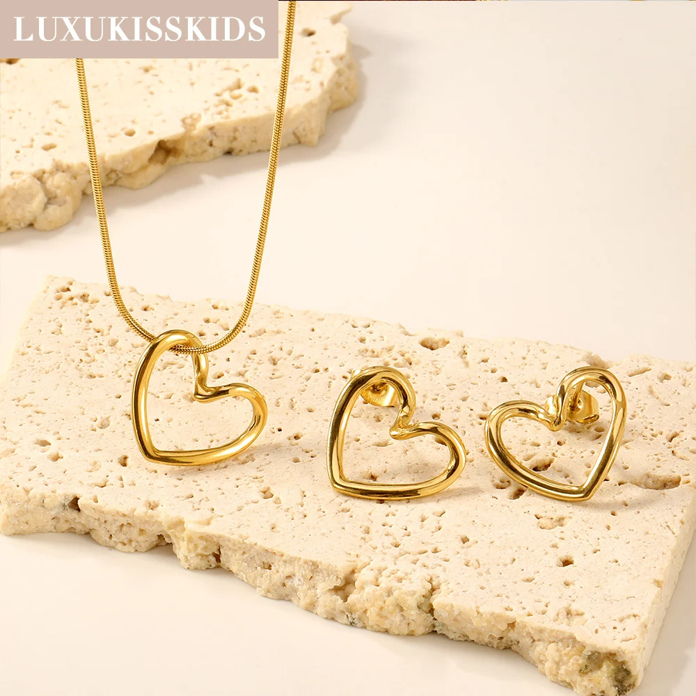 LUXUKISSKIDS Simple Hollow Love Heart Pendant Necklace Sets for Women Fashion Creative Golden Earrings Jewellry Set for Party