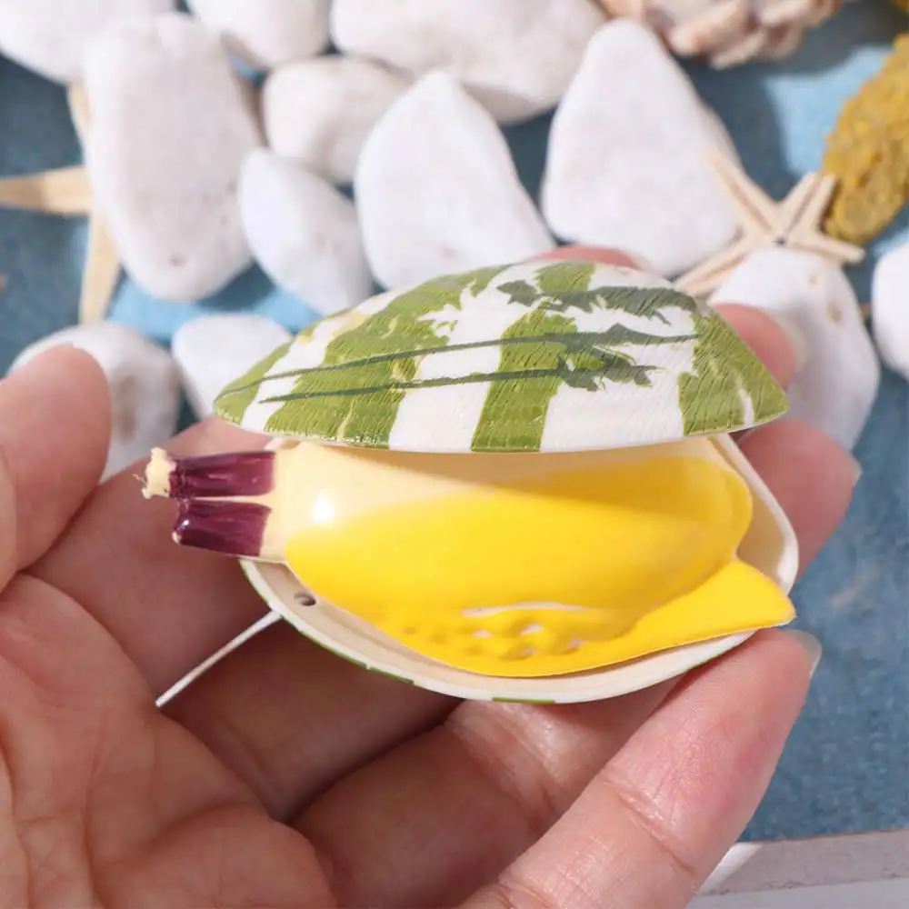 

Splashing Spray Simulated Clam Water Handheld Plastic Seafood Clam Water Spray Cute Easy To Fill Water-Sprinkling Summer