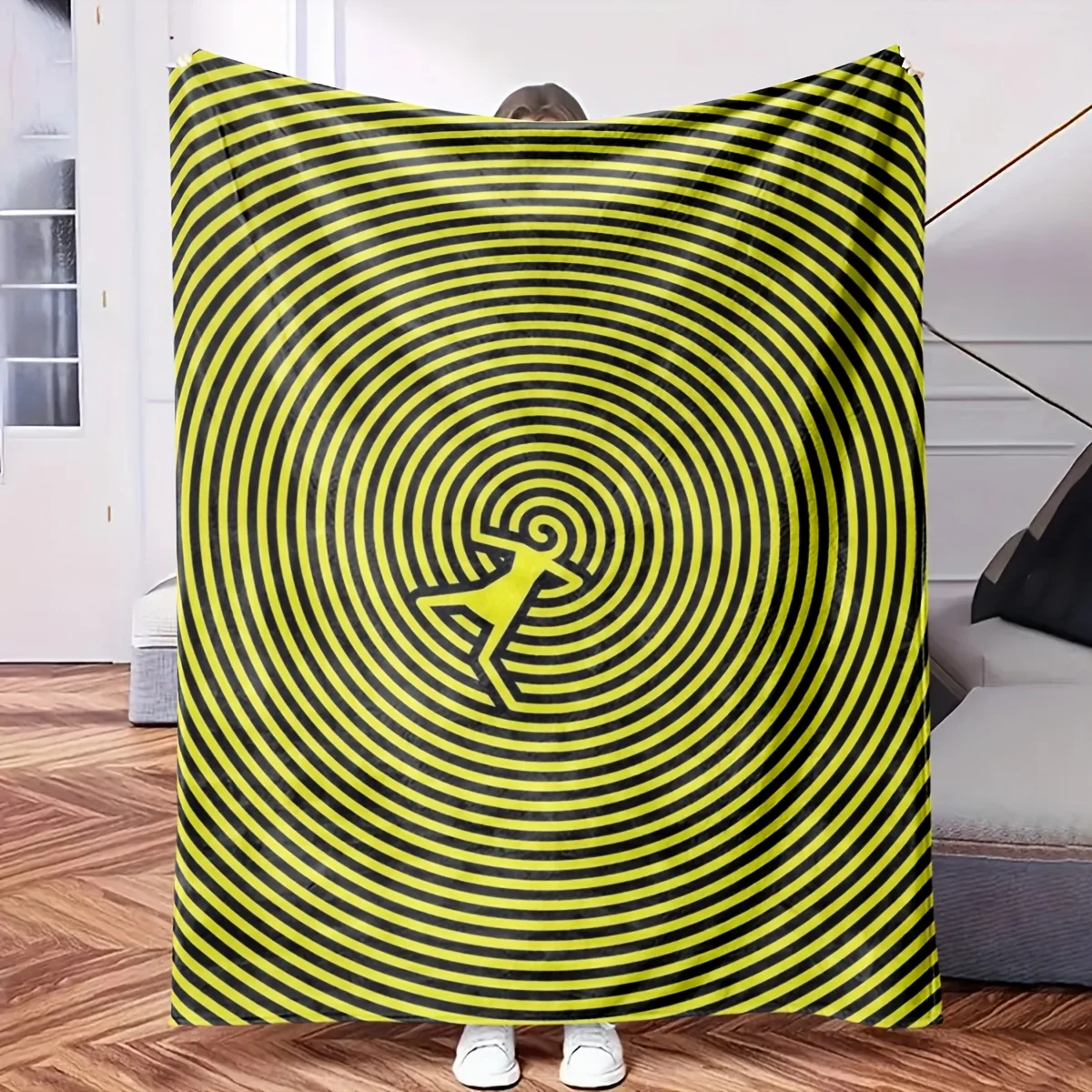 Psychedelic Swirl Yellow Black Pattern Throw Blanket for Sofa and Bed Home Decor 150x230cm Cozy Fleece
