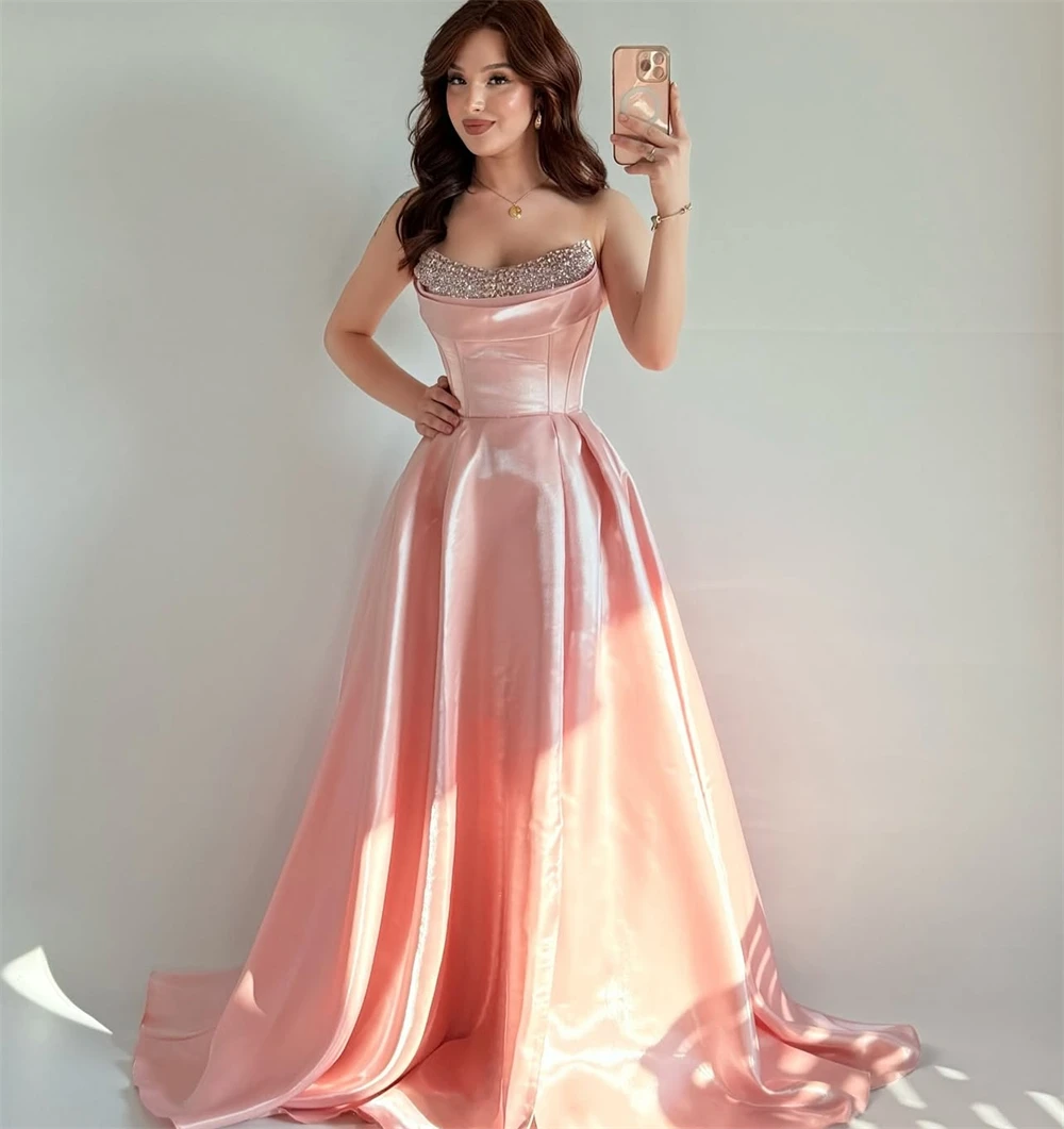 Вечернее платье по индивидуальному заказу, классическое атласное изысканное платье трапециевидной формы без бретелек без рукавов со шлейфом и рюшами для особых случаев