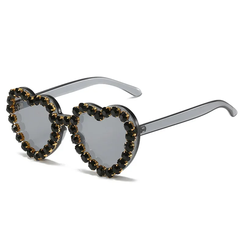 2022 Baroque Heart Sunglasses Women Crystals Sexy Girls Sun Glasses Rhinestone Ladies Shades for Party Oculos De Sol Feminino