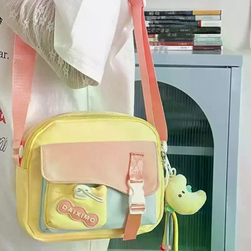 Sweet Female Crossbody Bag Light Nylon Cloth Lovely Color Collision Shoulder Bag Simple For Girls Daily School Shopping Use