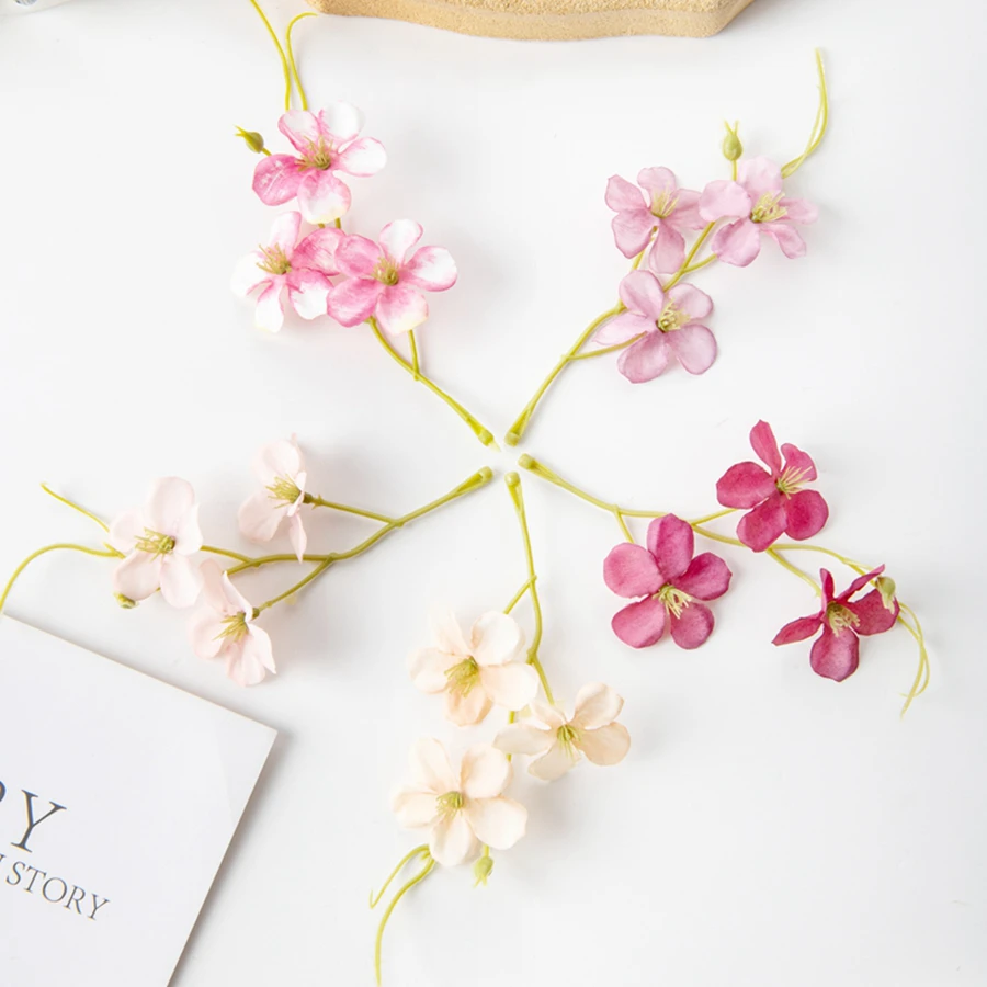 50/100 Stück Seiden-Kunstblumen Pflaumenblüten DIY Geschenkbox Scrapbook Festival Deko Heim Zimmer Außenbereich Garten Hochzeitsstrauß – Detail 4