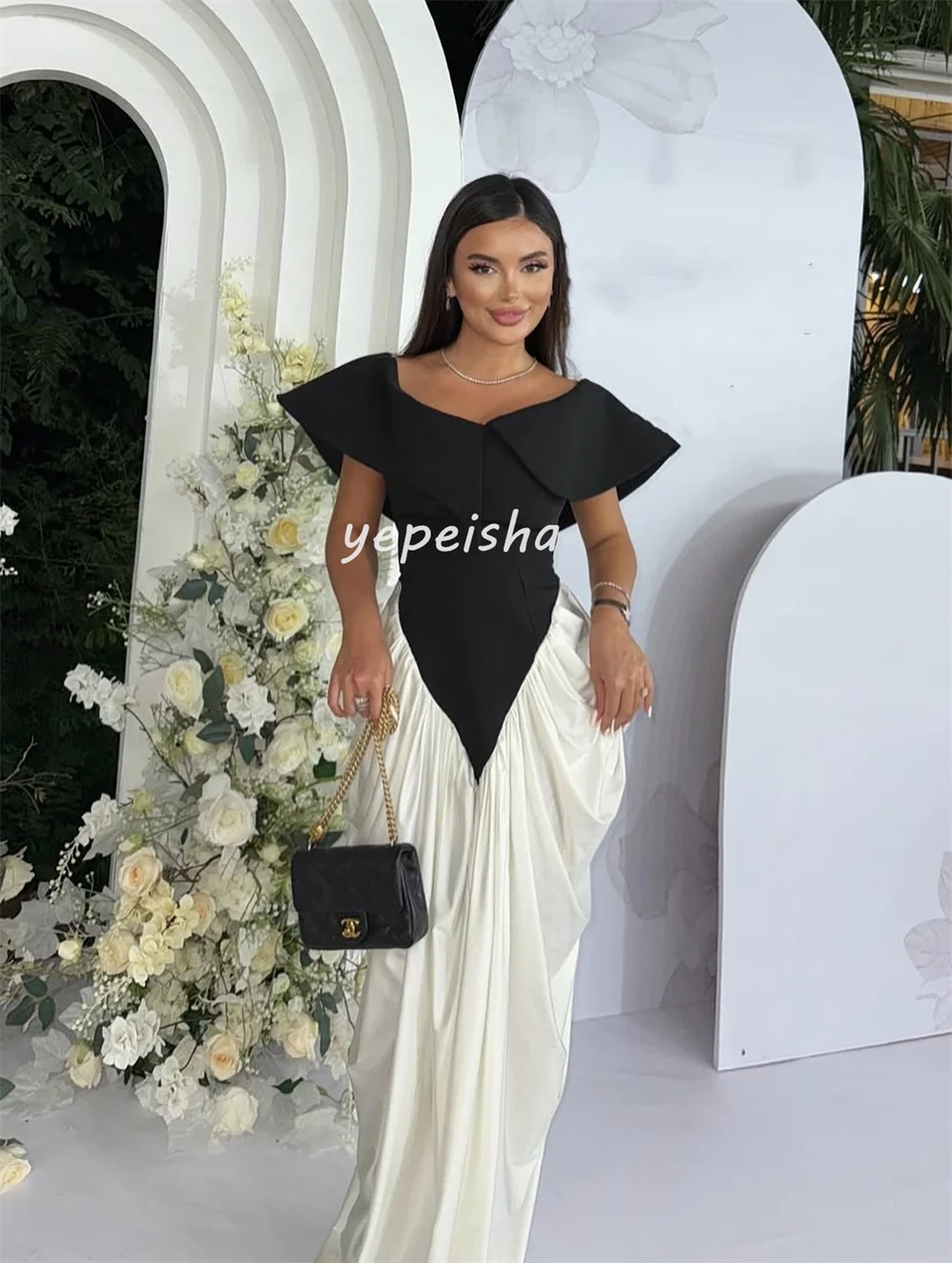 Gaun Panjang Model A-line Lipit Klasik Khusus dengan Desain Off-the-shoulder, Gaun Acara Khusus, Gaya Modern Sederhana Berkualitas Tinggi