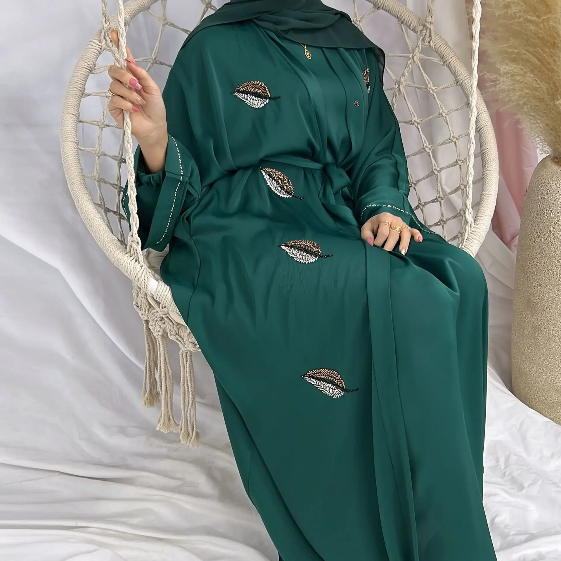Eid Muslim Kimono Abaya Embroidery Handsewn Beads Open Abayas for Women Dubai Luxury Islamic Clothing Party Dress Kaftan Robe
