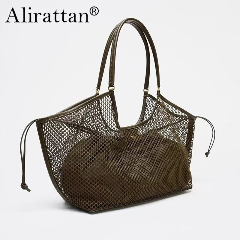 

Alirattan 2026 Новая женская модная сумка-тоут из сетки на шнурке, вместительная, с вырезами, на плечо, для пляжа и шопинга