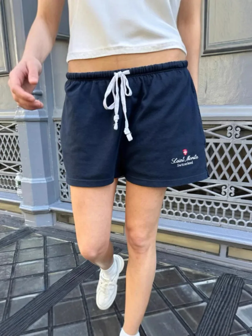 

Короткие шорты с принтом для женщин, летние повседневные хлопковые шорты с завязками и боковыми разрезами, прямые шорты в американском винтажном стиле, простые спортивные шорты Y2K