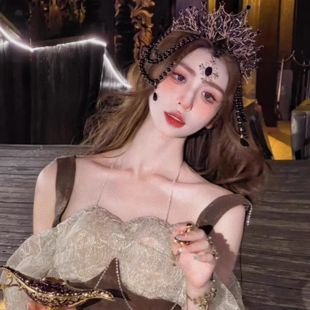 

Luxury Baroque Rhinestone Crown Elegant Sacred Gothic Crowns Headpiece Hair Ornaments Stage Performance Goddess Halo Headwear