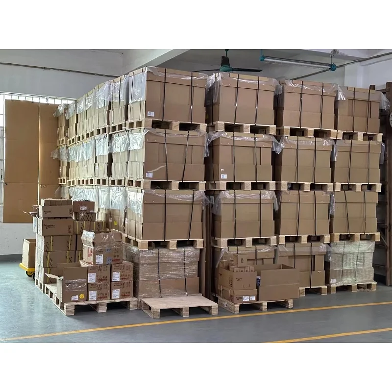 Новый оригинальный серводвигатель BSH1002P31F2A на складе для