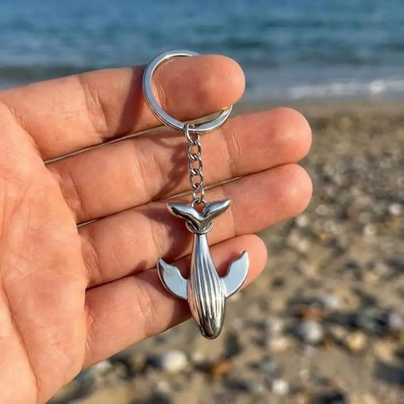 Fashion New Trend Whale Car Keychain Couple Bag Pendant Cute Small Gift Keychain