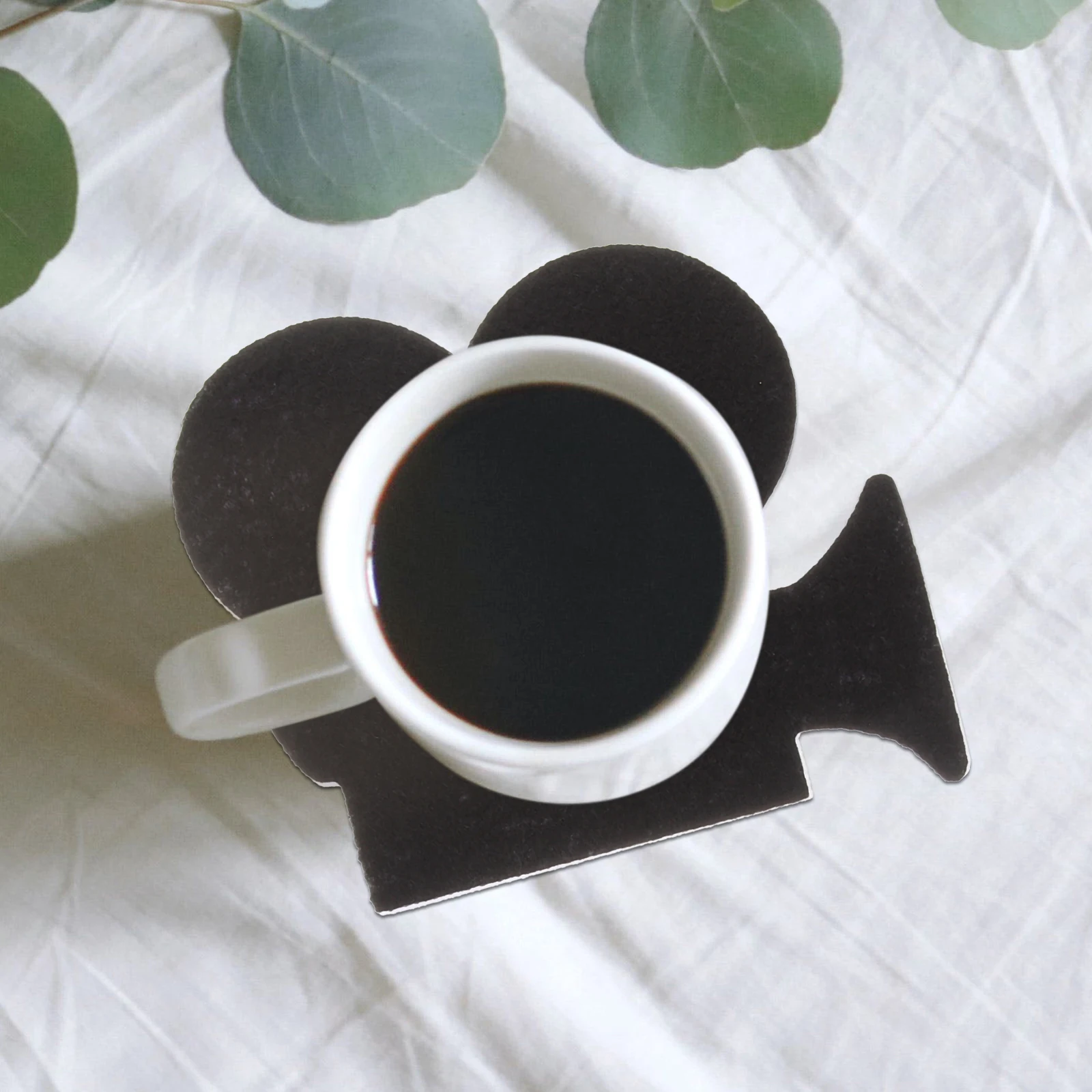 

Movie Theme Coasters Non Woven Fabric Heat Resistant Cup Mats Protective Table Pads Anti Scalding Placemats Nonslip
