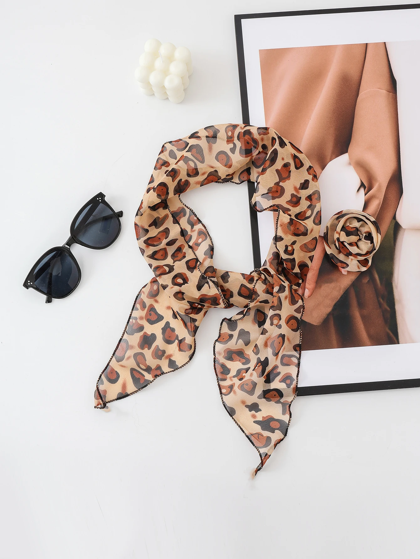 สามมิติ Rose ชีฟองผ้าไหมผ้าพันคอเสือดาวพิมพ์ผู้หญิงผ้าพันคอ y2k ผ้าพันคอ Retro มุมผ้าพันคอผูกแถบคาดศีรษะ