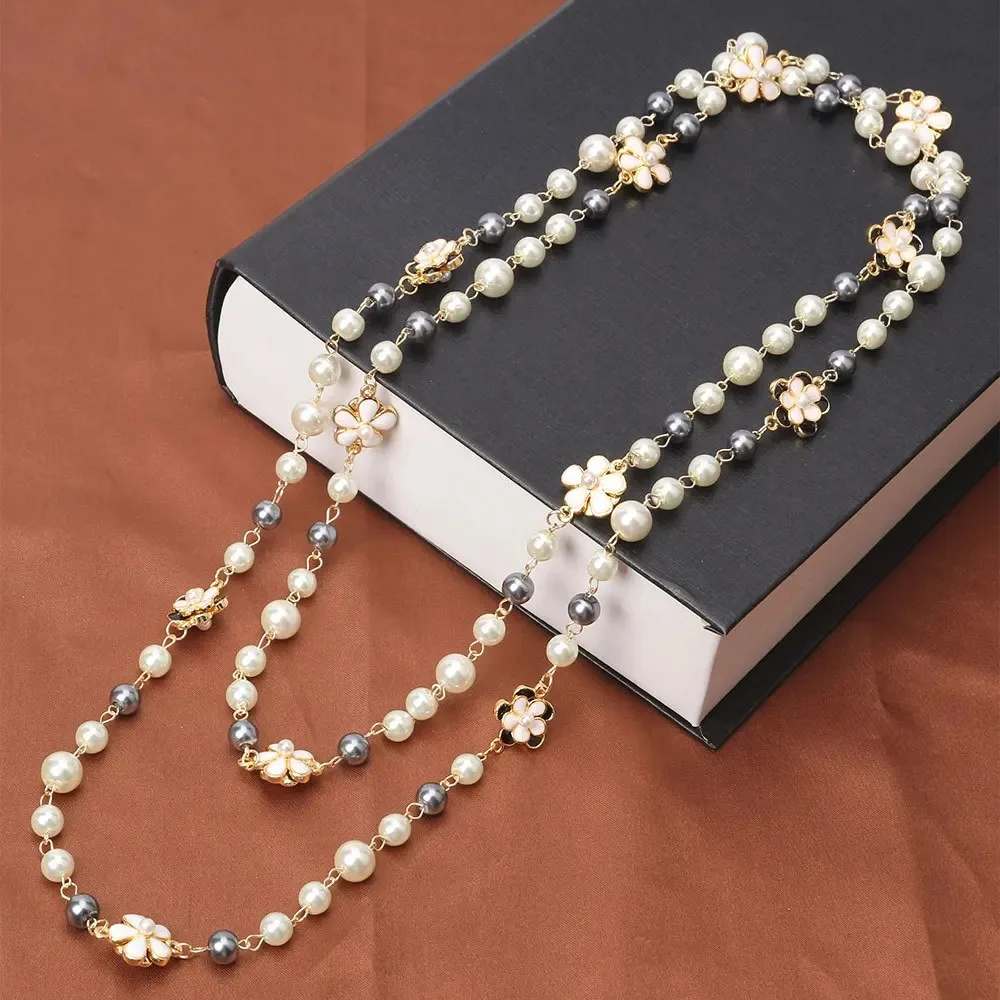 

Necklace Women's Accessories Autumn and Winter Versatile Pearl Flowers Retro Clothes Hanging Accessories