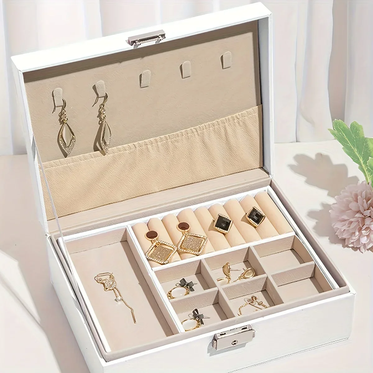 قطعة واحدة - خزانة تخزين مجوهرات جلدية مزدوجة الطبقات مع قفل - مساحة تخزين واسعة للخواتم والأقراط والقلائد #3