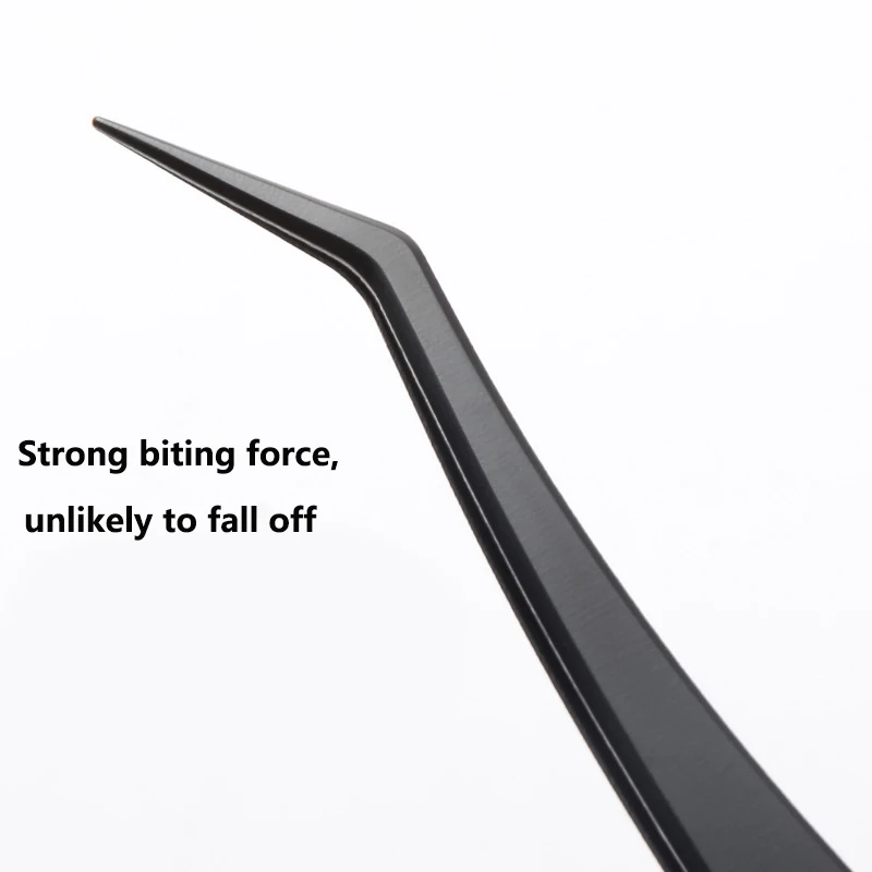 The Washable False Eyelash Tweezers Are Easy to Use and Operate Simply with a Convenient Grip.