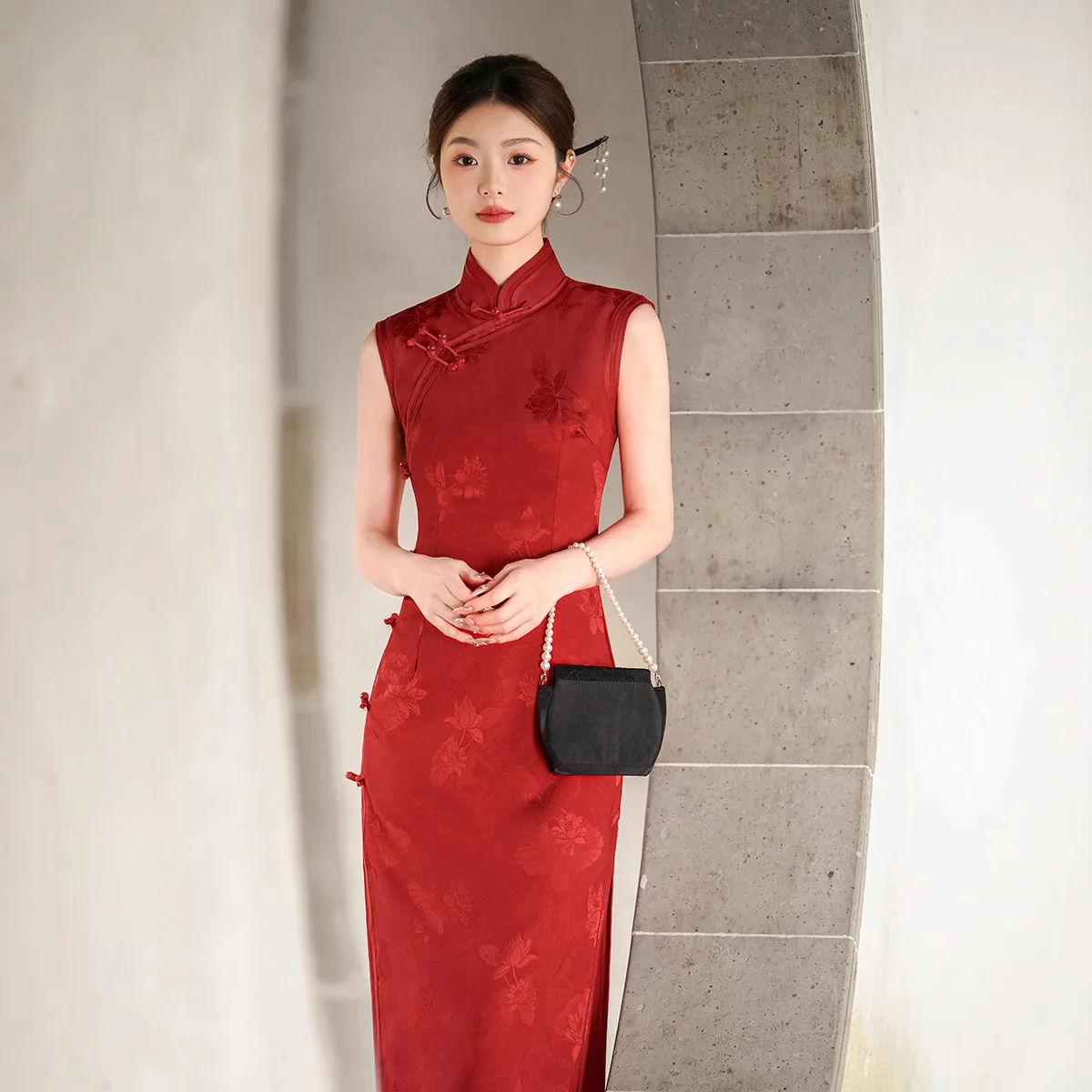 

Fashion Red Toasting Clothes Big Red Sleeveless Cheongsam Elegant Spring Summer New Cheongsam
