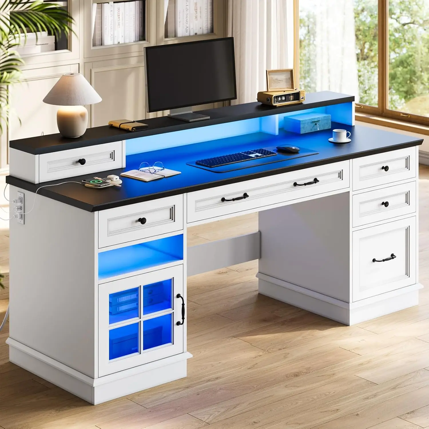 مكتب مع أدراج مكتب كمبيوتر مع أدراج ملفات، مخرج طاقة وأضواء LED، مكتب تنفيذي مع خزانة تخزين