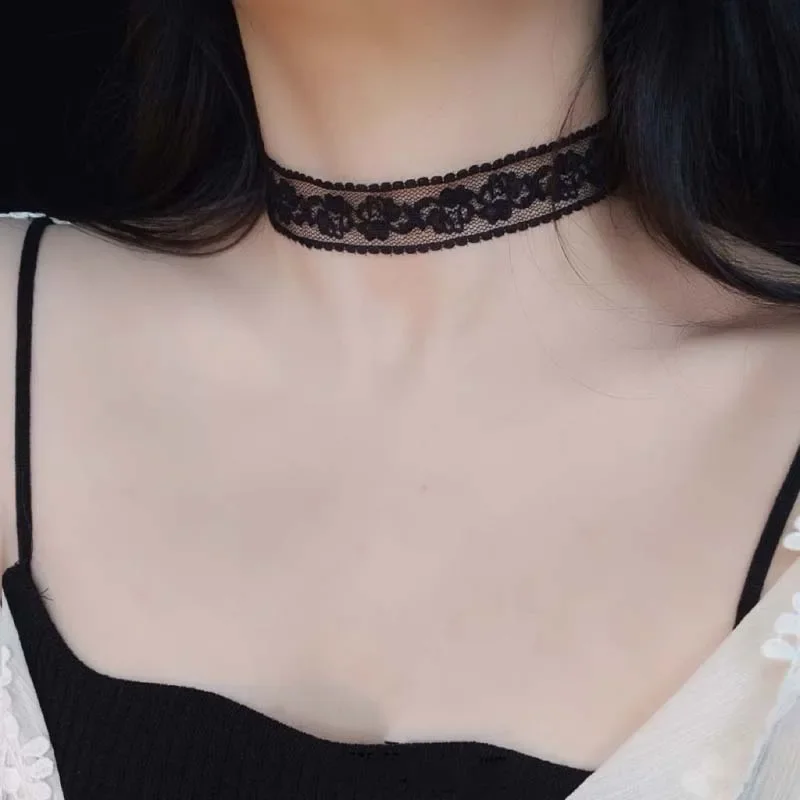 New Black Sexy Lace Flower Necklace for Women Harajuku Gothic Short Choker Collar Necklace Party Female Neck Accessories