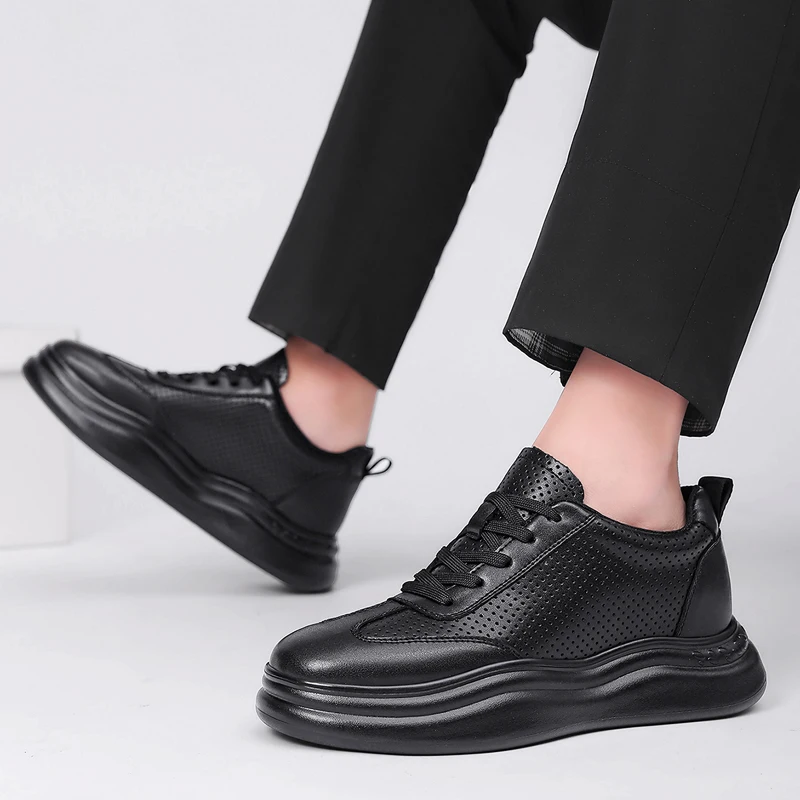 Mens heightening shoes New model is selling well It is breathable has a thick sole Anti slip Durable Increase by 8 centimeters