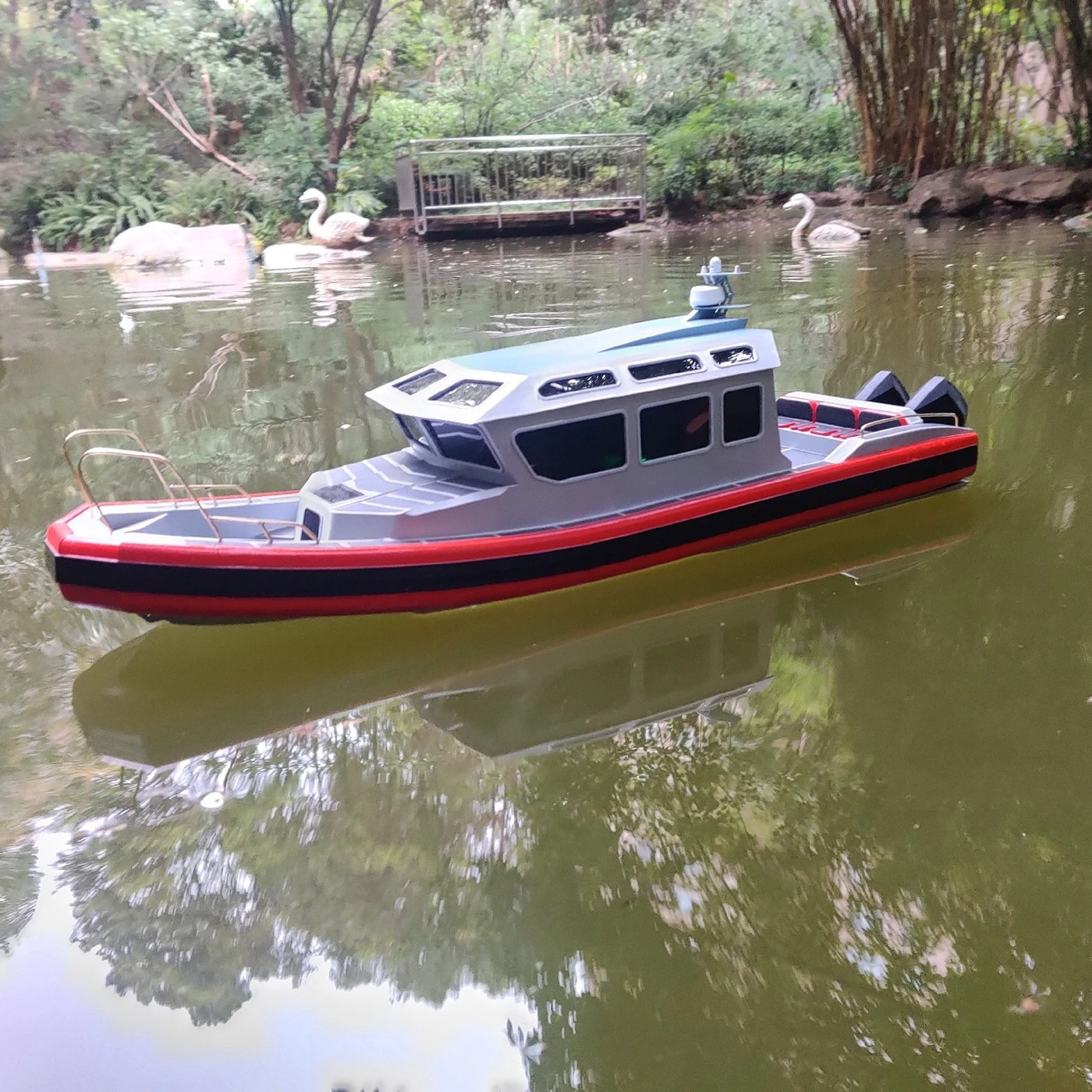 

RC Ships 75cm Two Outboard Motor Remote Control Traffic Boat 3D Printing One-piece Molding RC Schiffe Model RTR Ship Toy Gift