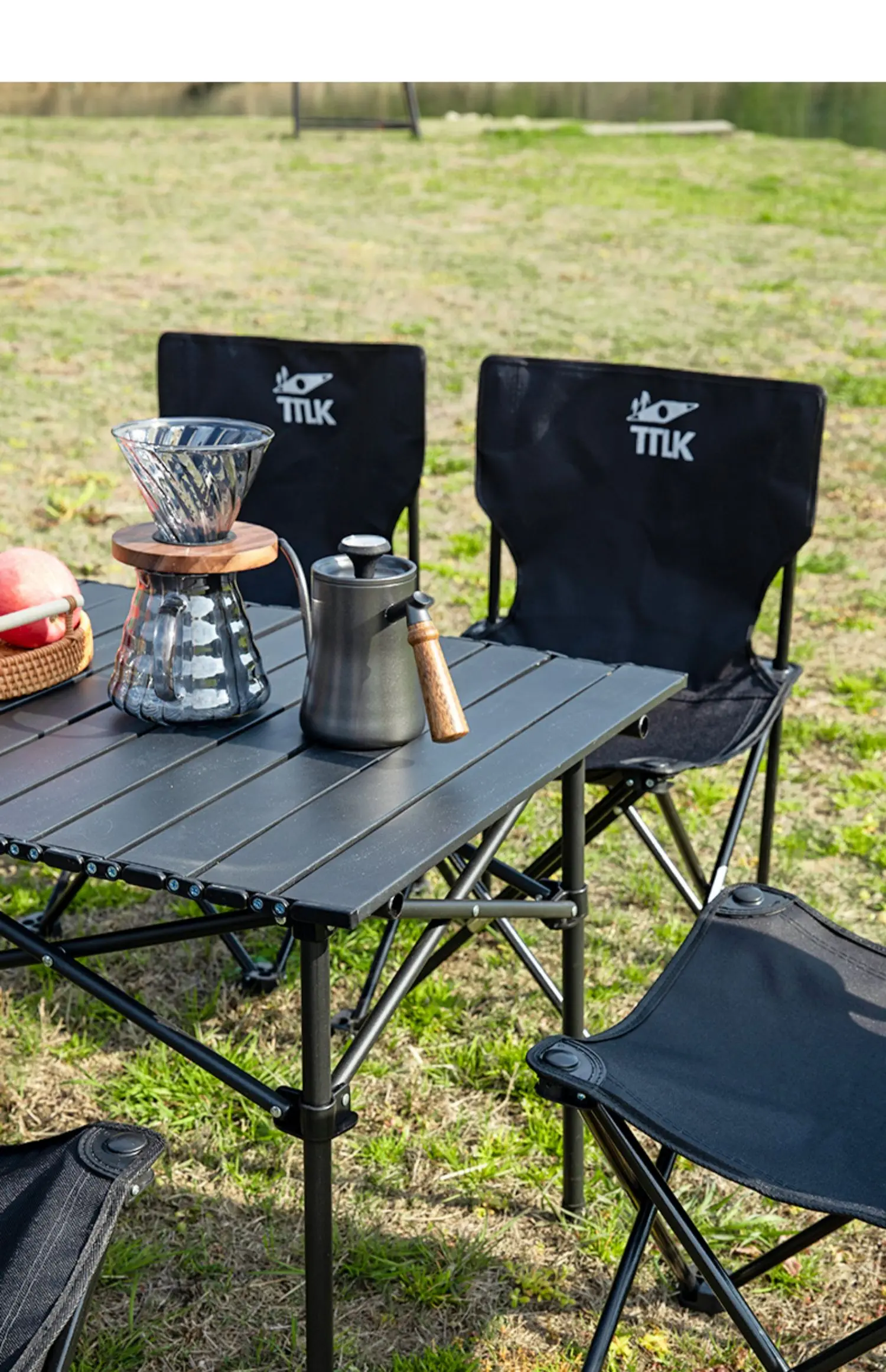 

Rent House Picnic Table Complimentary Storage Bag