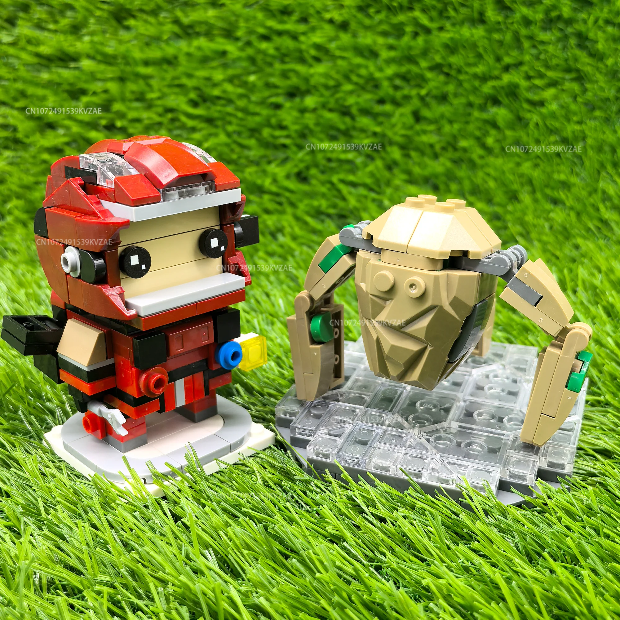 MOC Sci- Fi Movie Astronaut and Monster Building Block Set Movie Fan Collection Brick Model Aviation Enthusiast Xmas Gift
