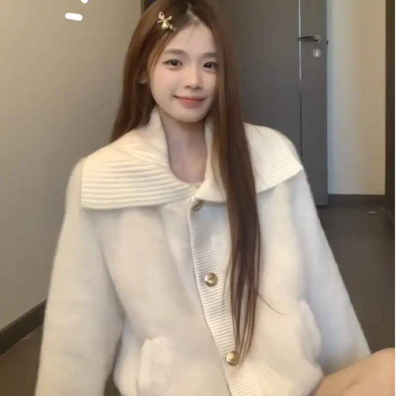 French Gentle Fashionable Girl's Temperament Knitted Cardigan Sweet Versatile for Teenagers' Leisure Thick Coat Student Tops