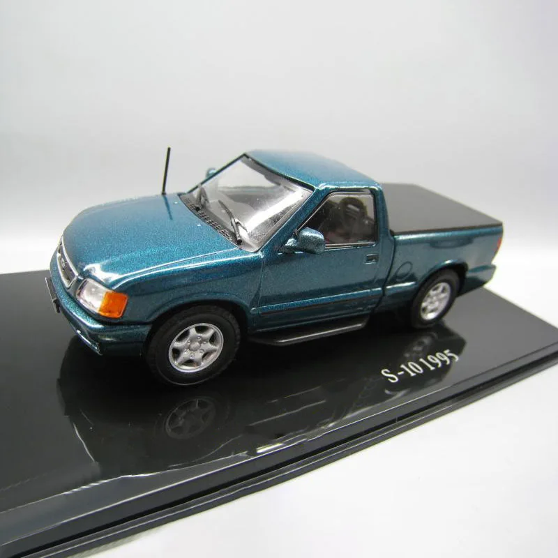 

1:43 Scale S-10 1995 Pickup Truck Vehicle Simulation Alloy Model Static Display Collectible Toy Gift Souvenir Decoration