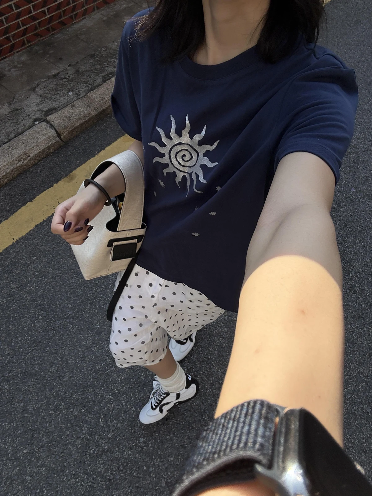 Sakura Cotton Short Sleeve T-Shirt Women's Loose Fit Printed Summer Top Vintage Commute Style Gold Island Blue Color