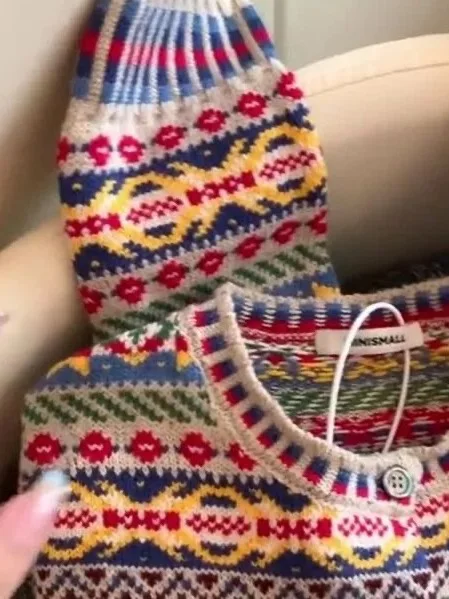 Early Autumn Korean Style Red Chic Knitted Short Cardigan Sweater Women's Outerwear Warm Flattering Commute Fashion