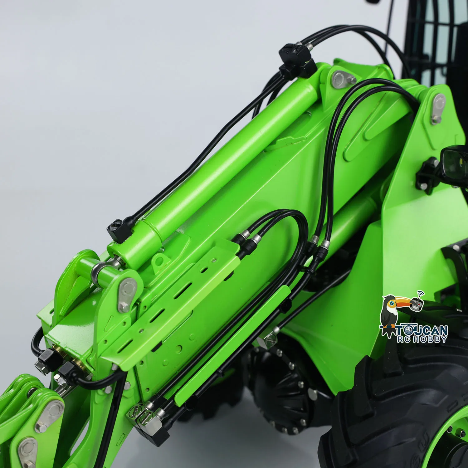 

LESU AT1050 RC Hydraulic Loader RTR 1/14 RC Telescopic Arm Forklift Truck Model with Light Sound Remote Control Machine Vehicle
