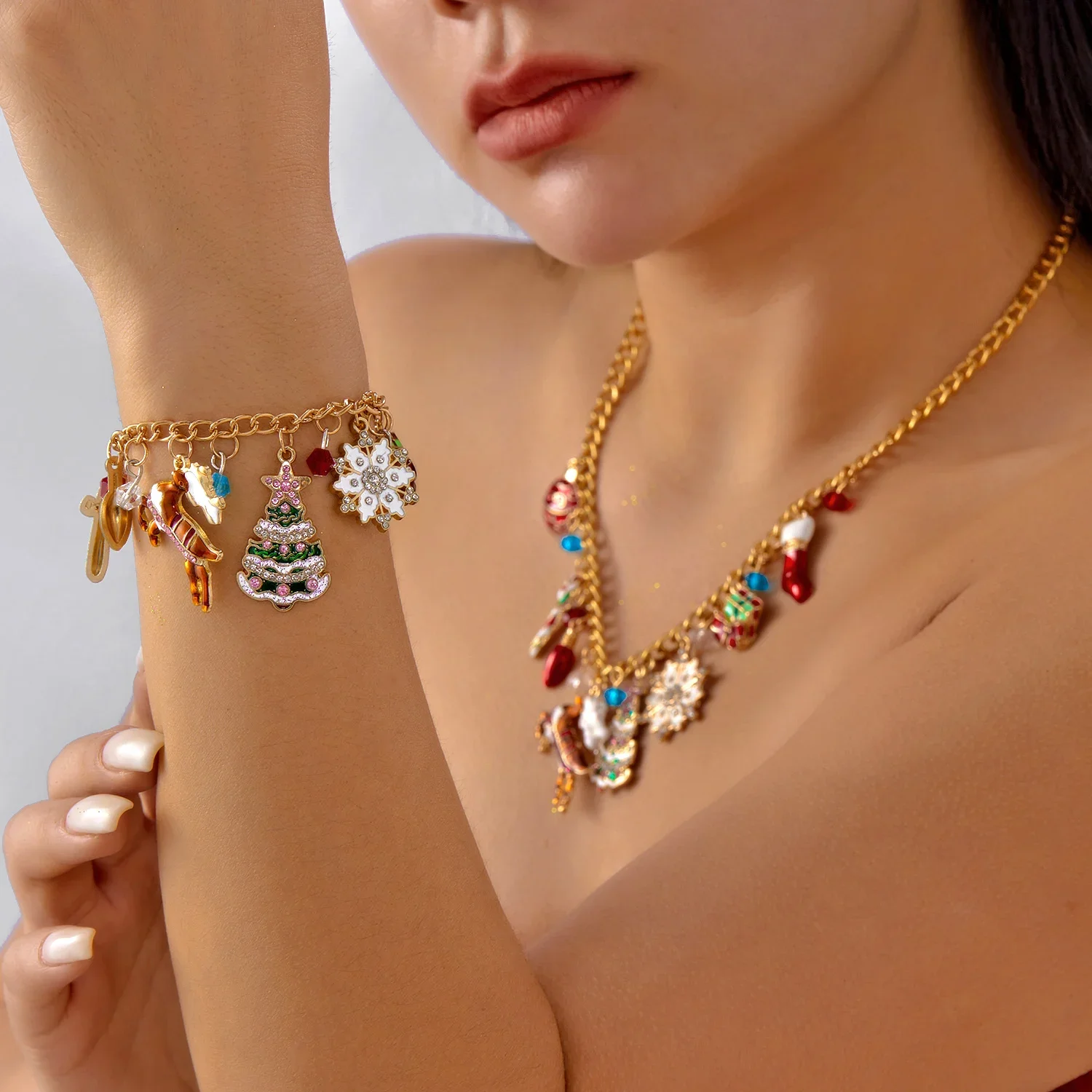 Christmas Tree Snowflake Elk Pendant Necklace Bracelet for Women Trendy Metal Chain Choker Charming Party Jewelry Holiday Gifts
