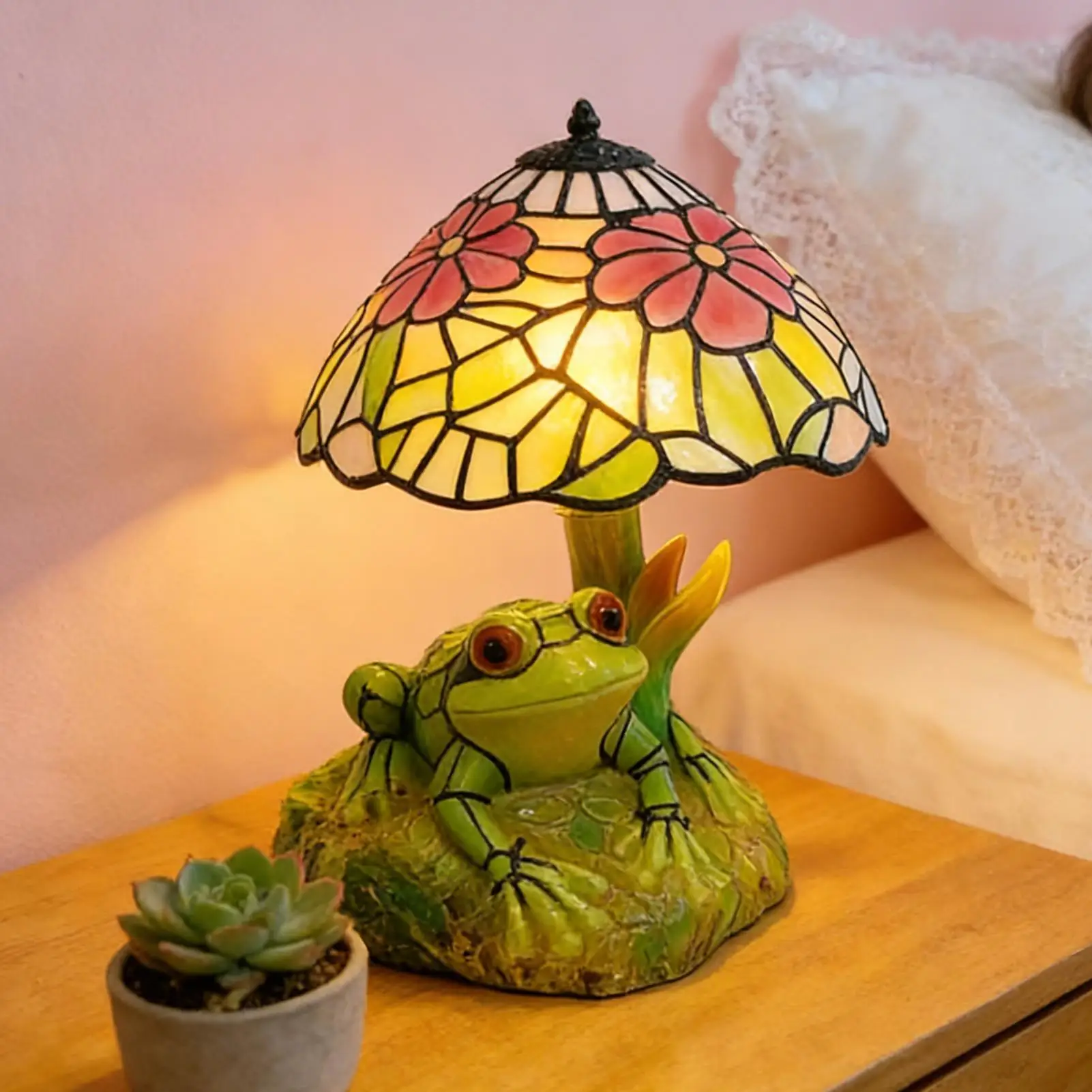 

Винтажная настольная лампа в виде лягушки, светодиодный светильник для спальни, лампа для чтения, светильник в садовом стиле с витражным стеклом в форме лягушки и цветка, декор для дома