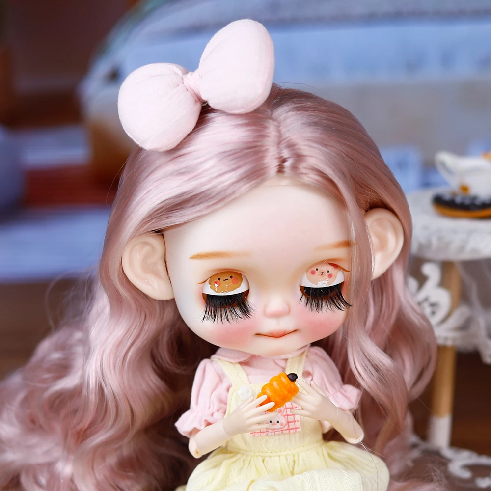 

ICY DBS Blyth Doll Pursed Lip Naughty Hand-Painted Makeup Fair Skin Matte Face Sweet Candy Suit 19 Joints Body BJD Girl Gift