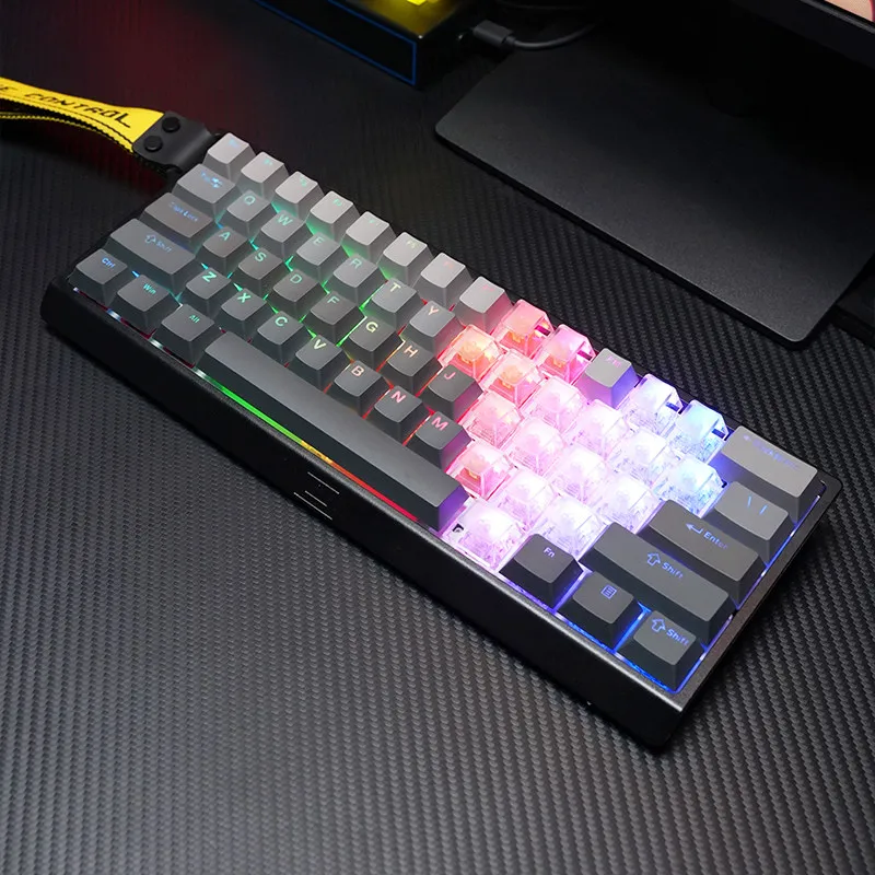 Heart-shaped love supplement fog transparent keycaps translucent original highly personalized PC mechanical keyboard universal
