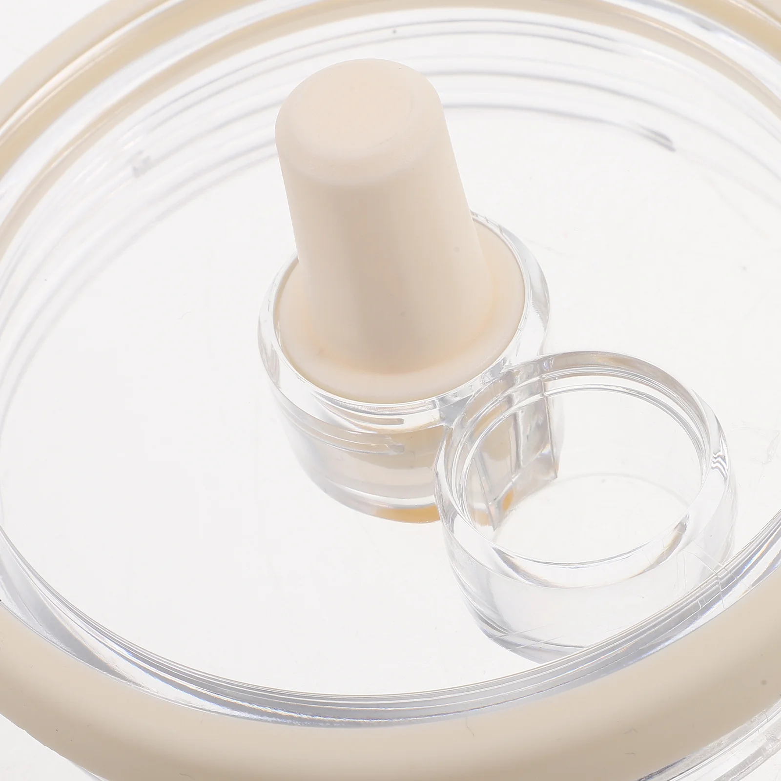 2 قطعة غطاء كوب شفاف مقاوم للانسكاب استبدال غطاء بهلوان مقاوم للرذاذ مانع للتسرب قابل لإعادة الاستخدام غطاء كوب للسفر استبدال