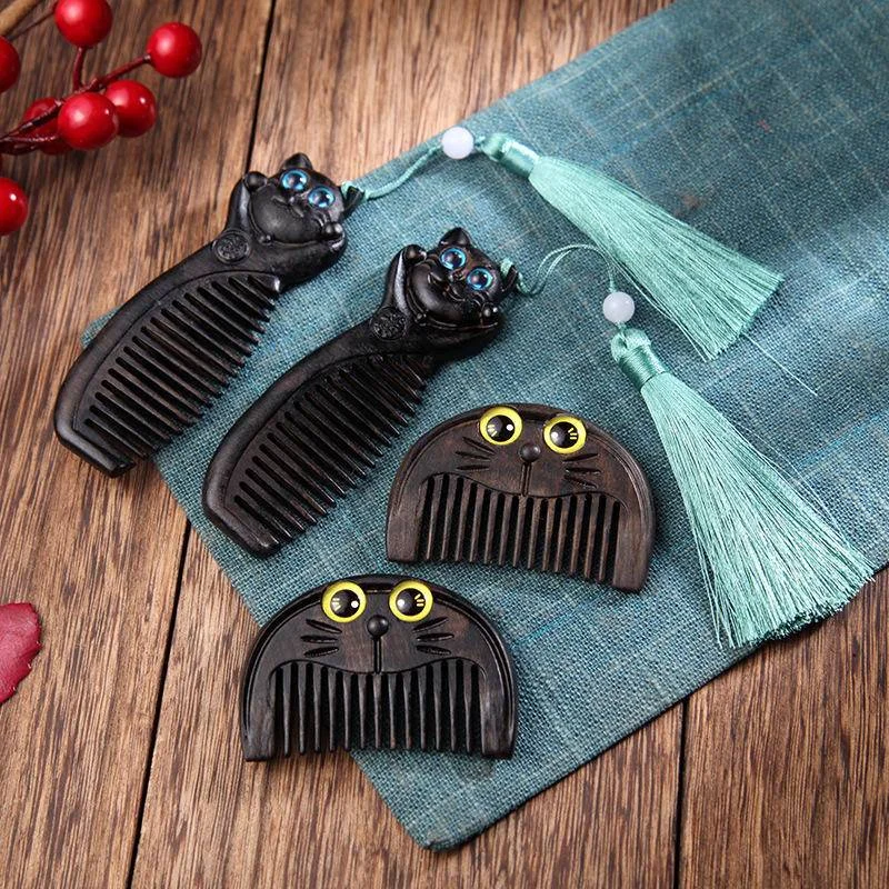 Portable Black Sandalwood Comb Handmade Cat Shape Carving Anti-Static Fine Tooth Handle Natural Ebony Wooden Comb